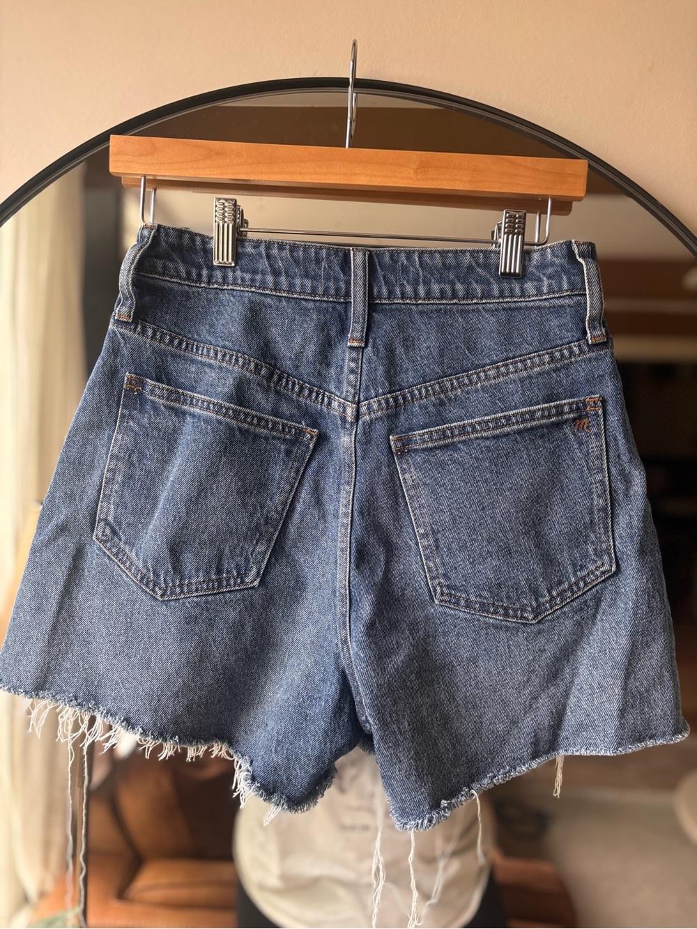 MADEWELL | the curvy perfect denim shorts | size 27 - Picture 3 of 3